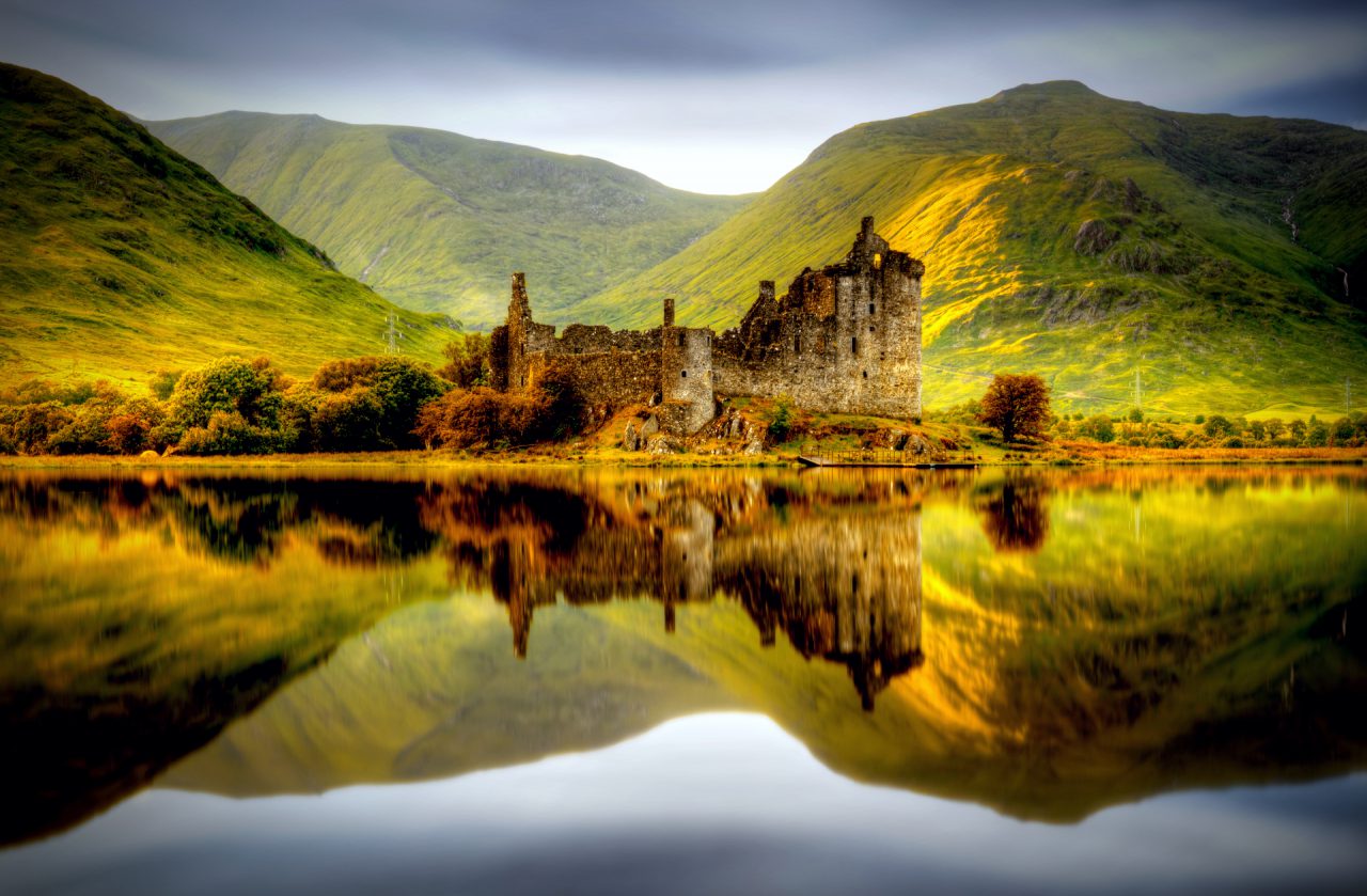 The Top 5 Castles In Scotland - AllTheRooms - The Vacation Rental Experts