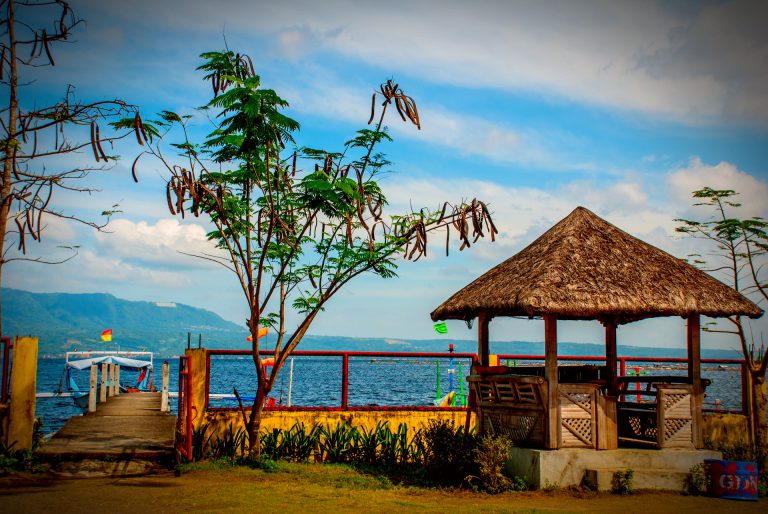 The 6 Best Villas in Tagaytay - AllTheRooms - The Vacation 